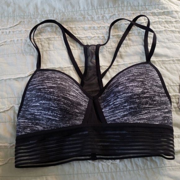 Victoria's Secret Other - NWT Victoria Secret Sports Bra